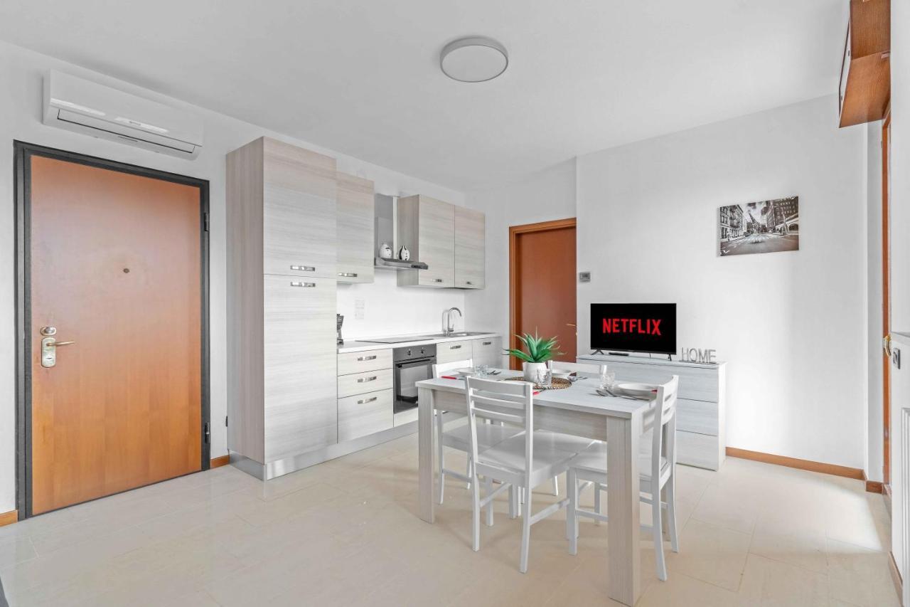 Ar 73 Loreto 2 Minutes From The Metro Milan Bagian luar foto